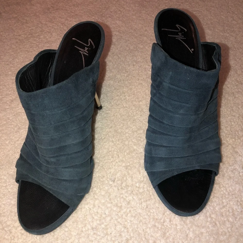 Giuseppe Heels Forest Green